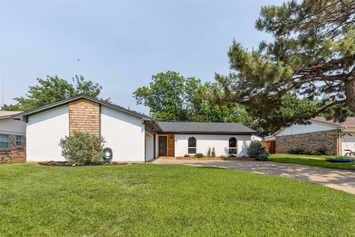1907 Victoria Drive Arlington TX 76012