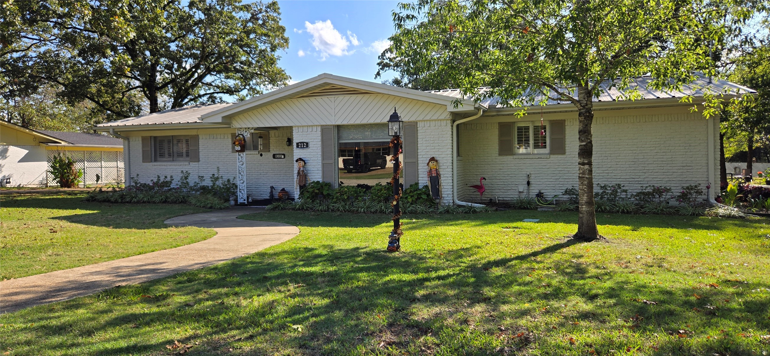 212 N Oaks Drive Grand Saline TX 75140