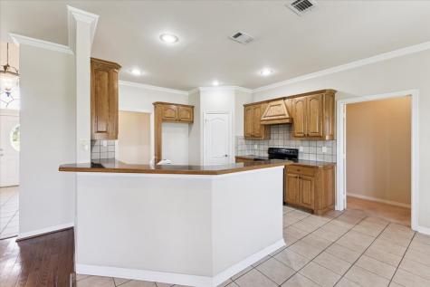 1062 Savannah Lane Oak Ridge TX 75142