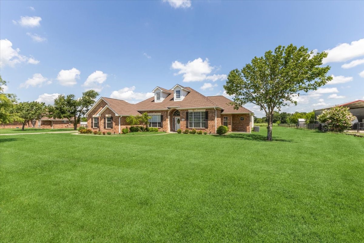 1062 Savannah Lane Oak Ridge TX 75142