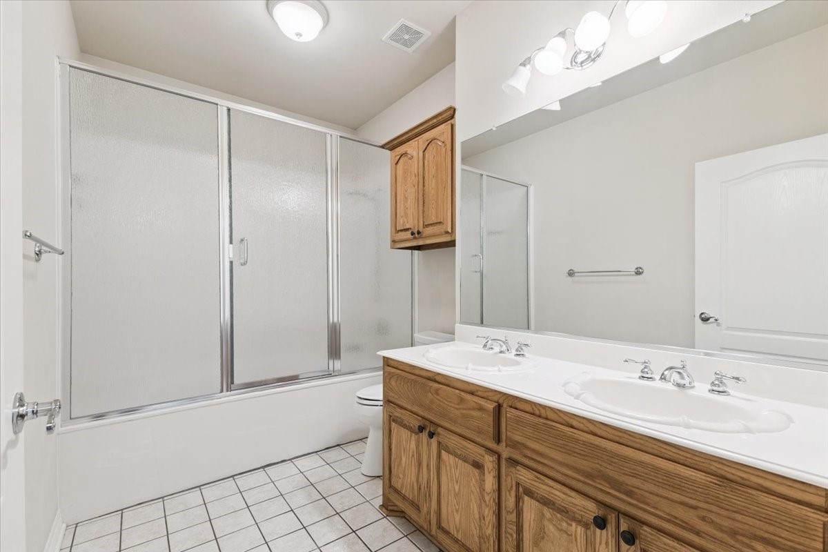 1062 Savannah Lane Oak Ridge TX 75142