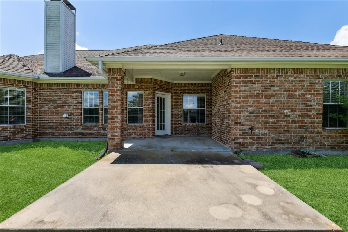 1062 Savannah Lane Oak Ridge TX 75142