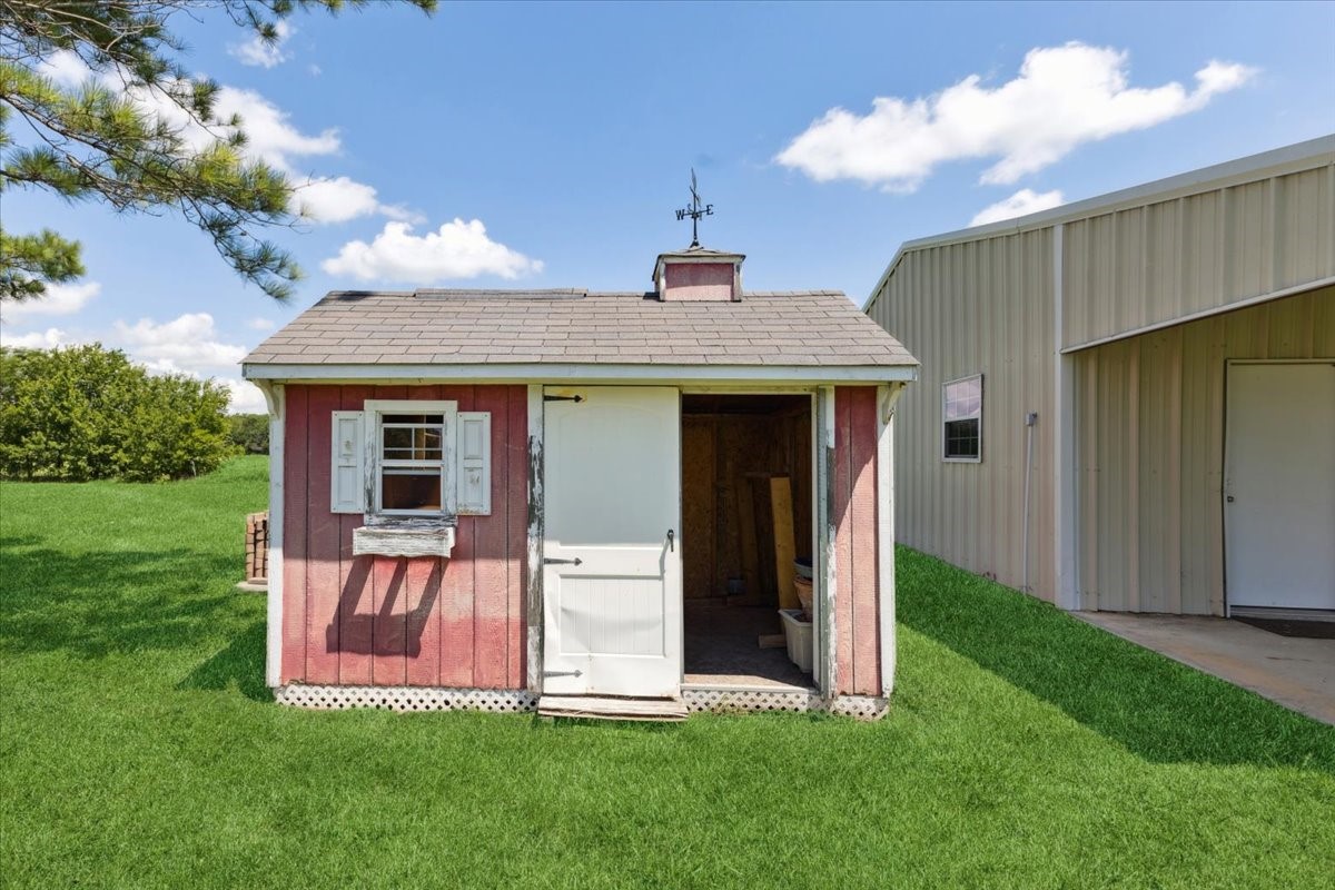 1062 Savannah Lane Oak Ridge TX 75142