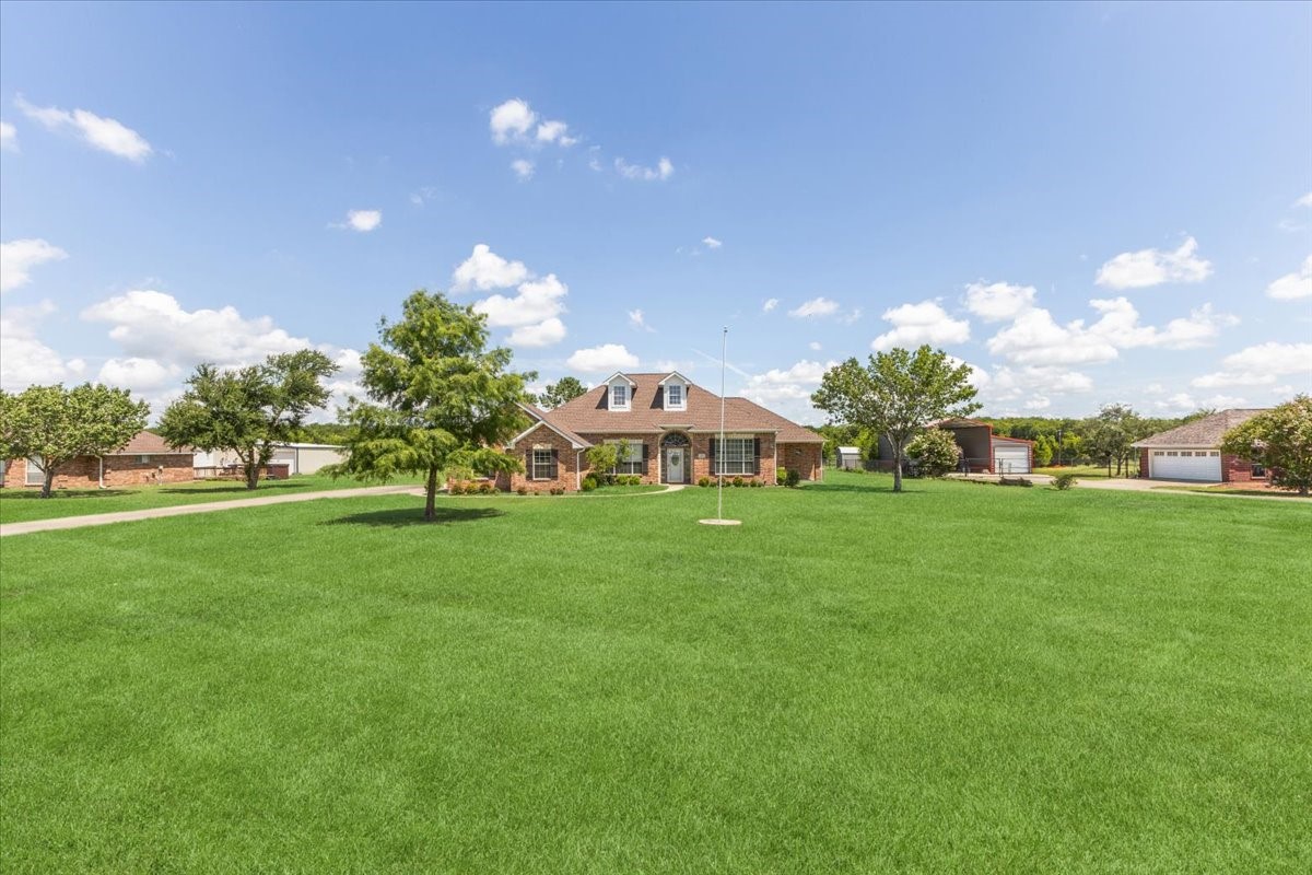 1062 Savannah Lane Oak Ridge TX 75142