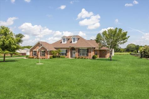 1062 Savannah Lane Oak Ridge TX 75142