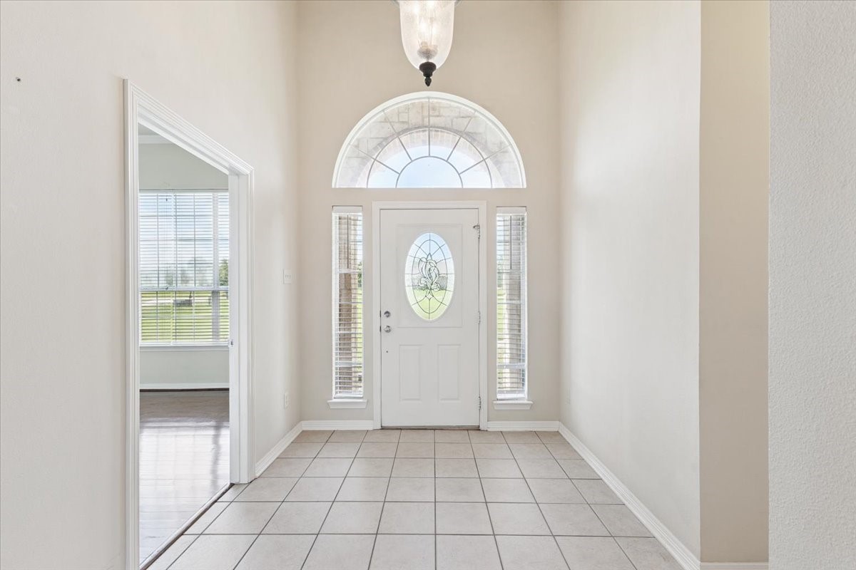 1062 Savannah Lane Oak Ridge TX 75142