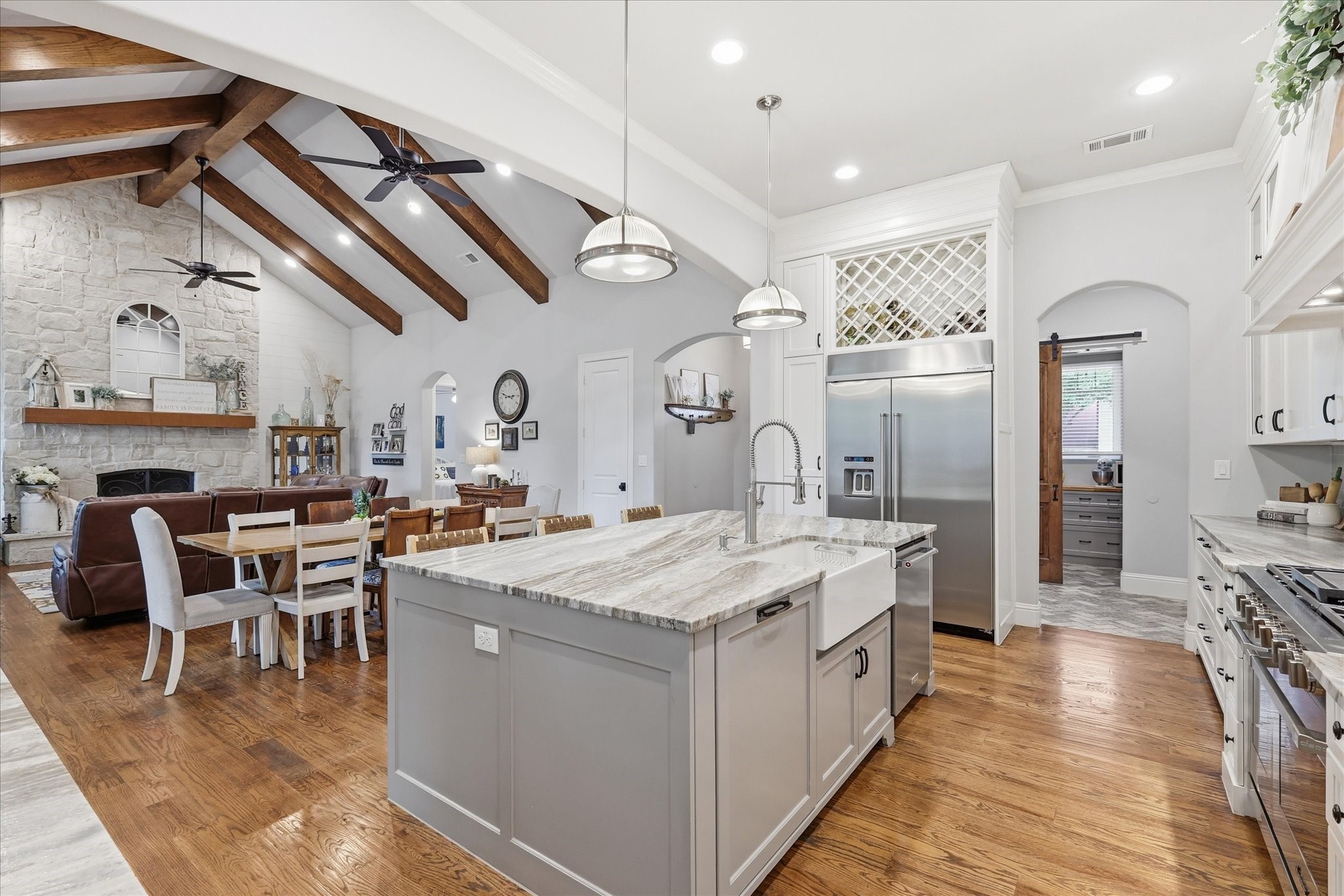 908 Baker Street Mckinney TX 75069