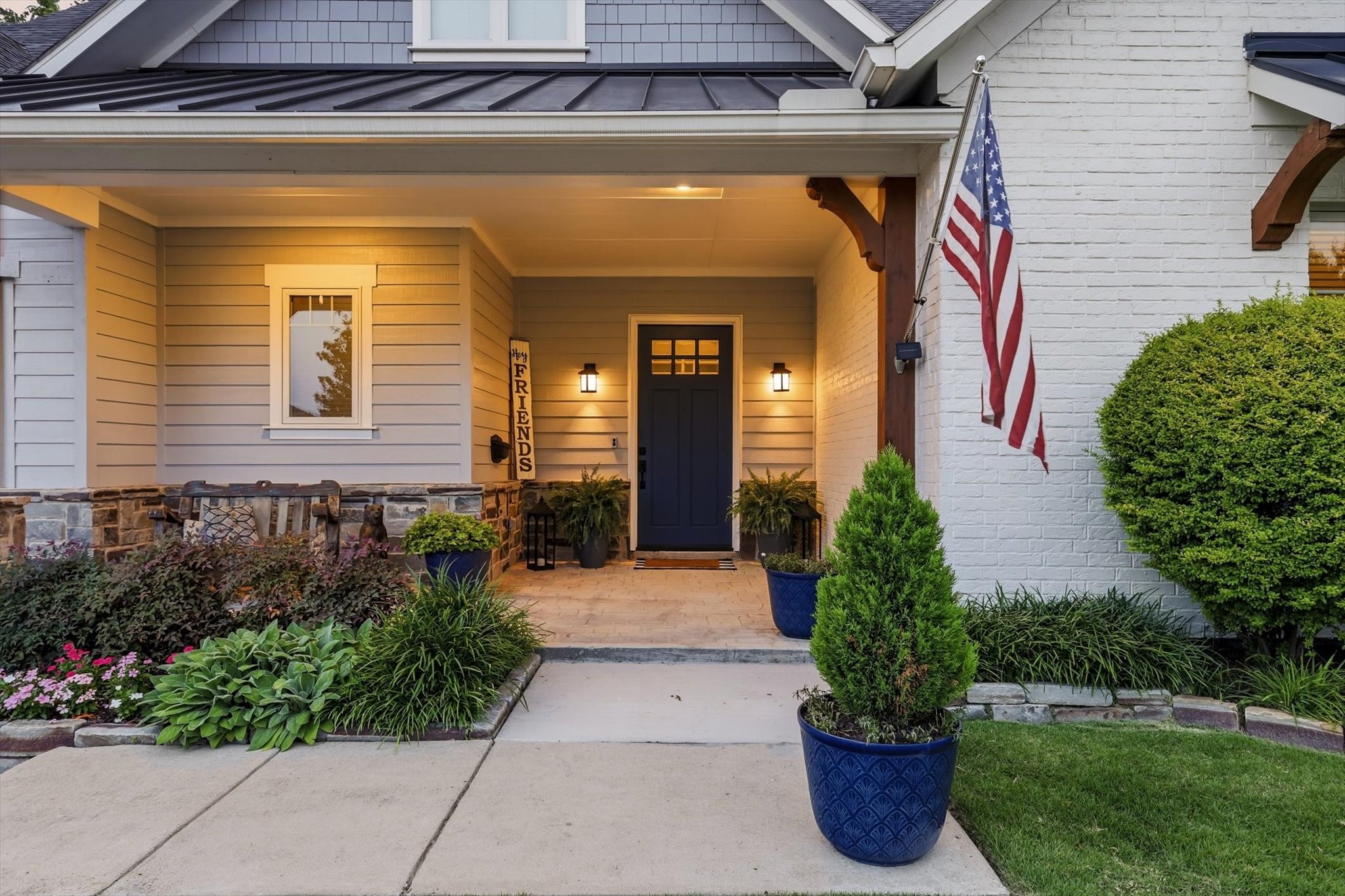 908 Baker Street Mckinney TX 75069