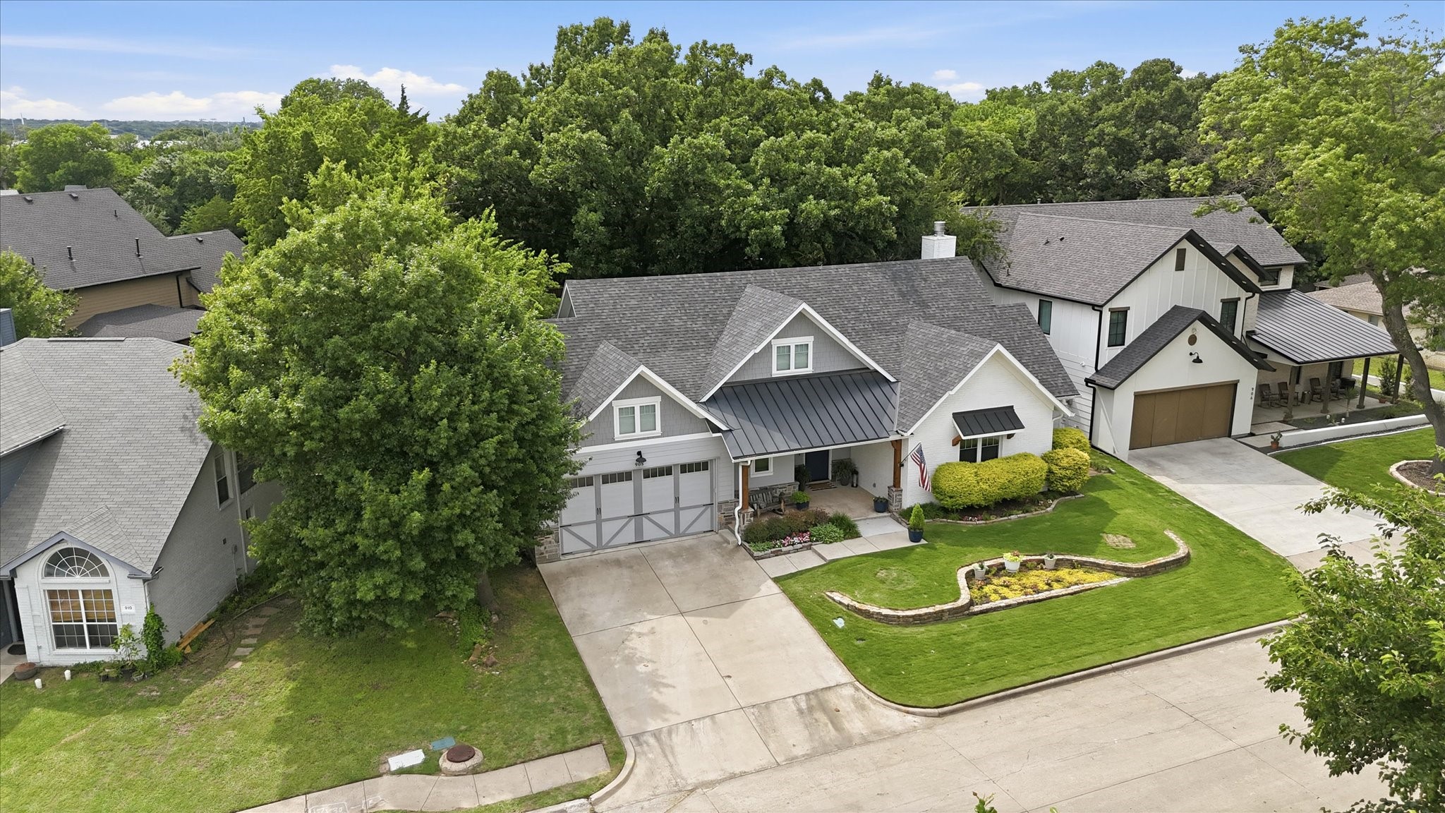 908 Baker Street Mckinney TX 75069