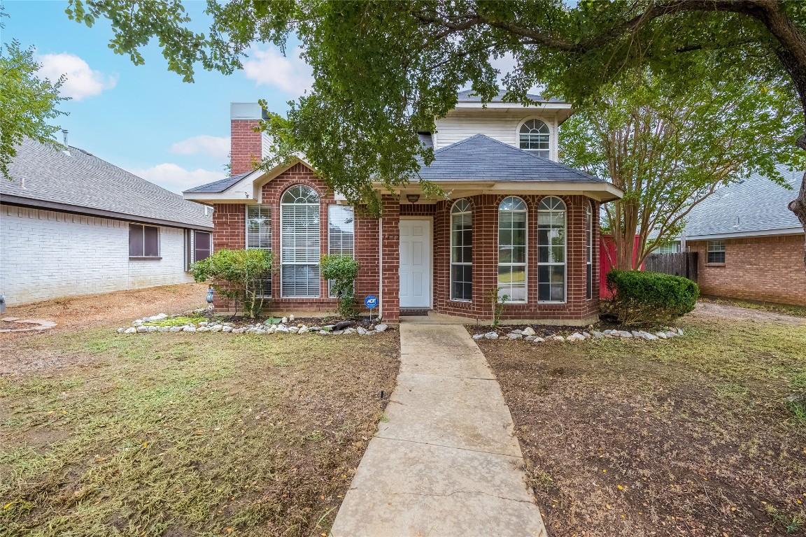 1472 Apenzell Lane Lewisville TX 75067