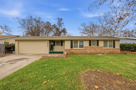 2524 S 27th Street Waco TX 76706