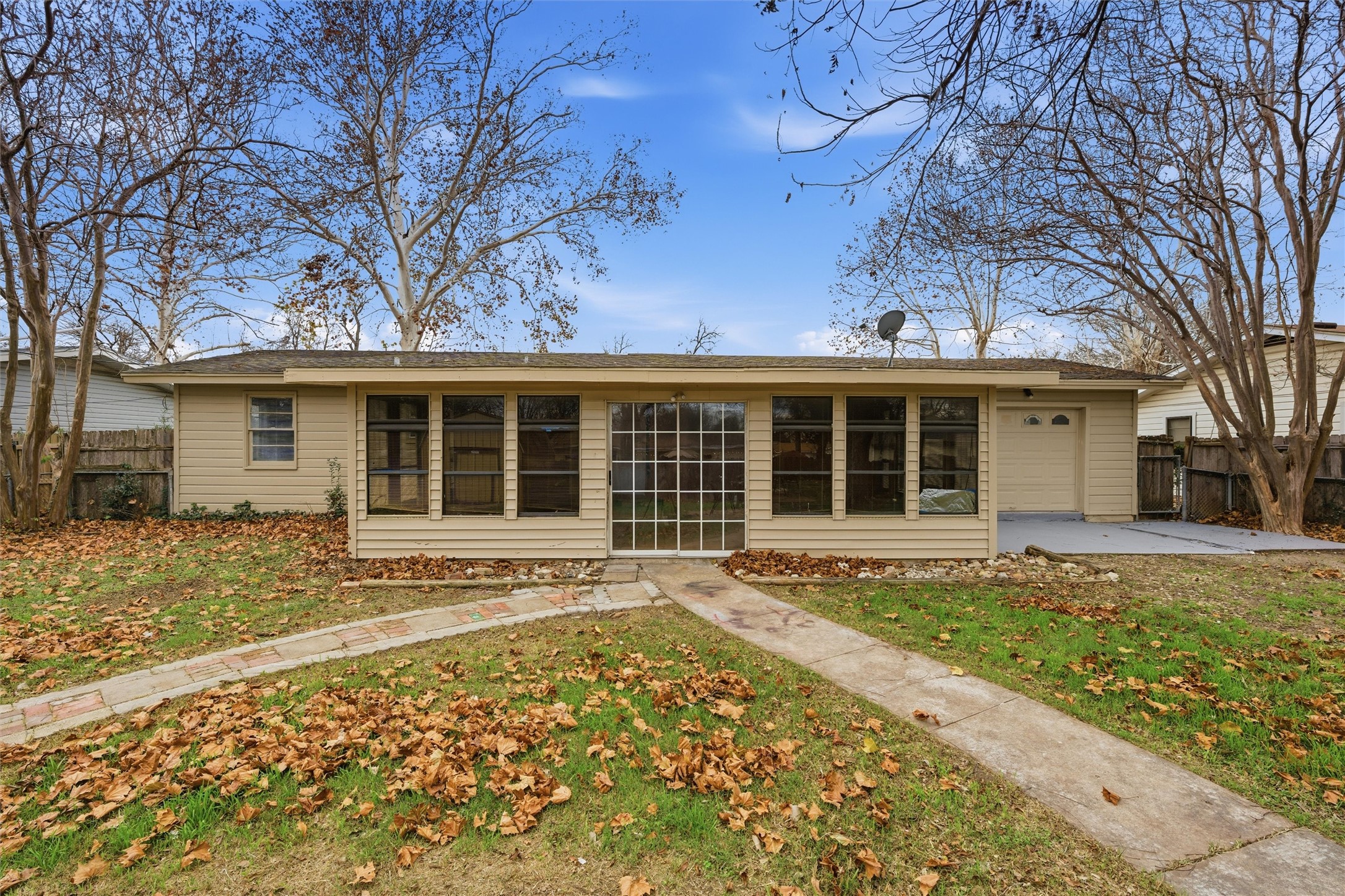 2524 S 27th Street Waco TX 76706