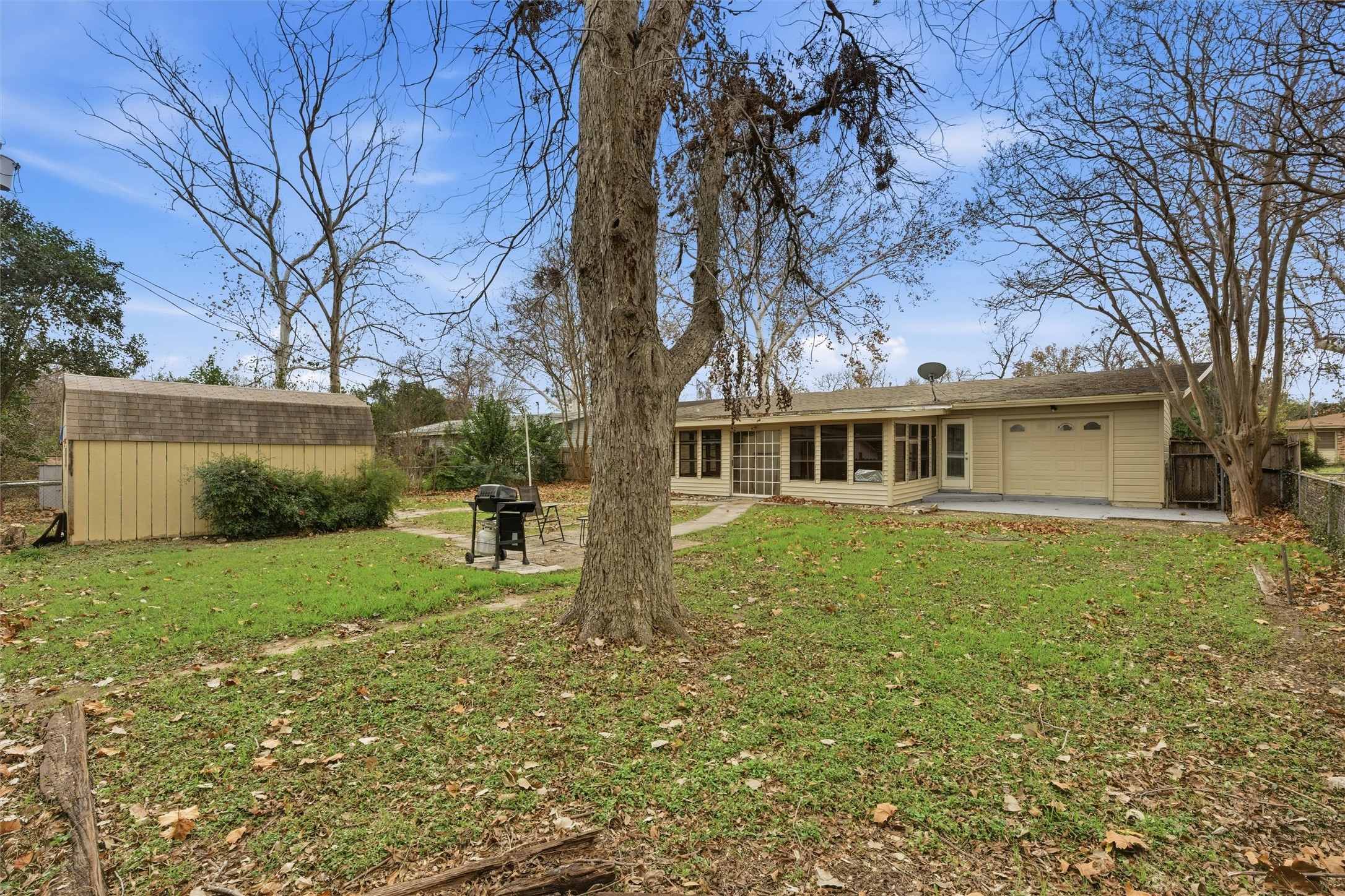 2524 S 27th Street Waco TX 76706