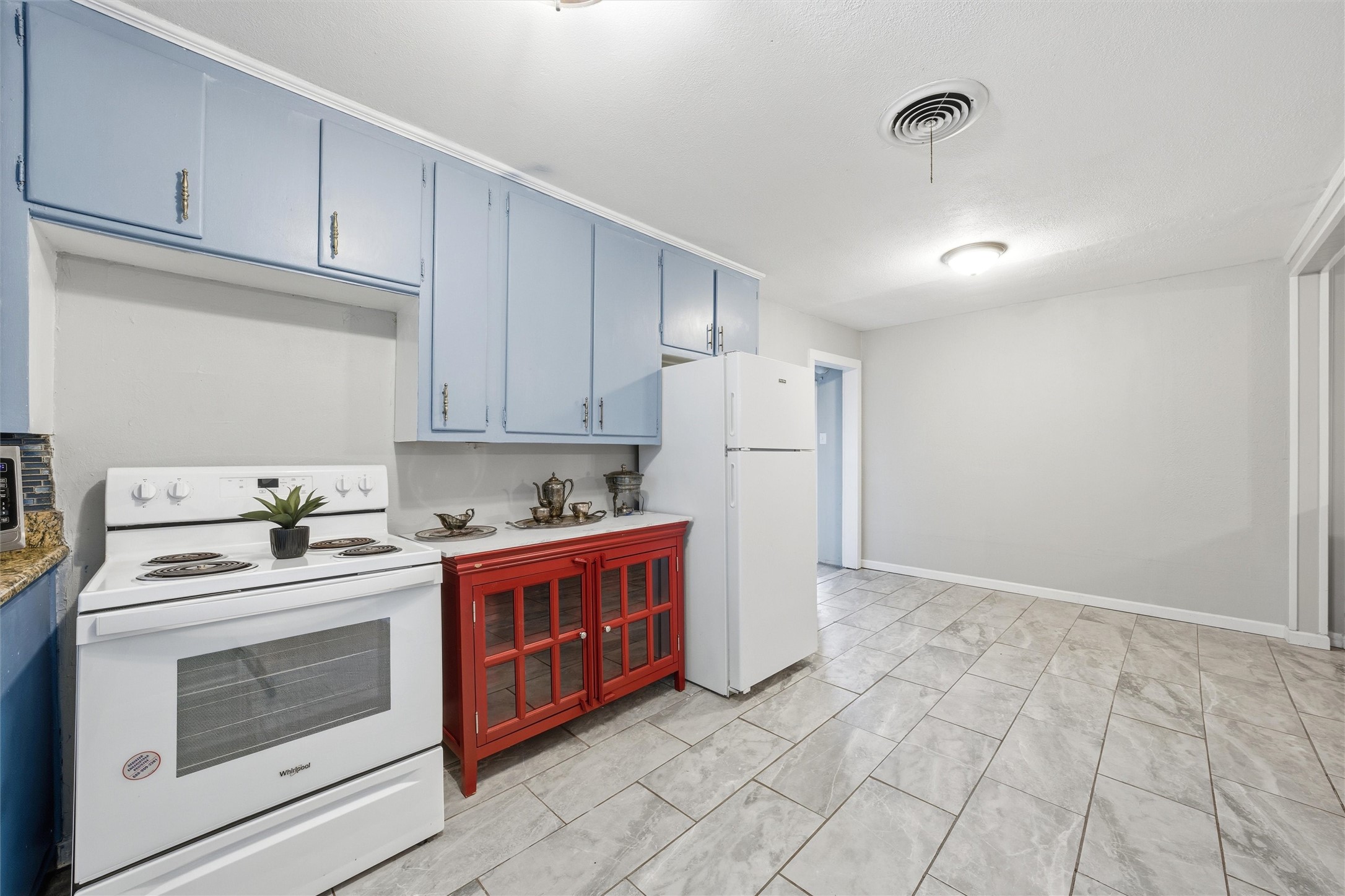 2524 S 27th Street Waco TX 76706