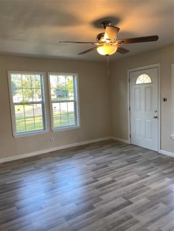 2712 N Glass Avenue Tyler TX 75702