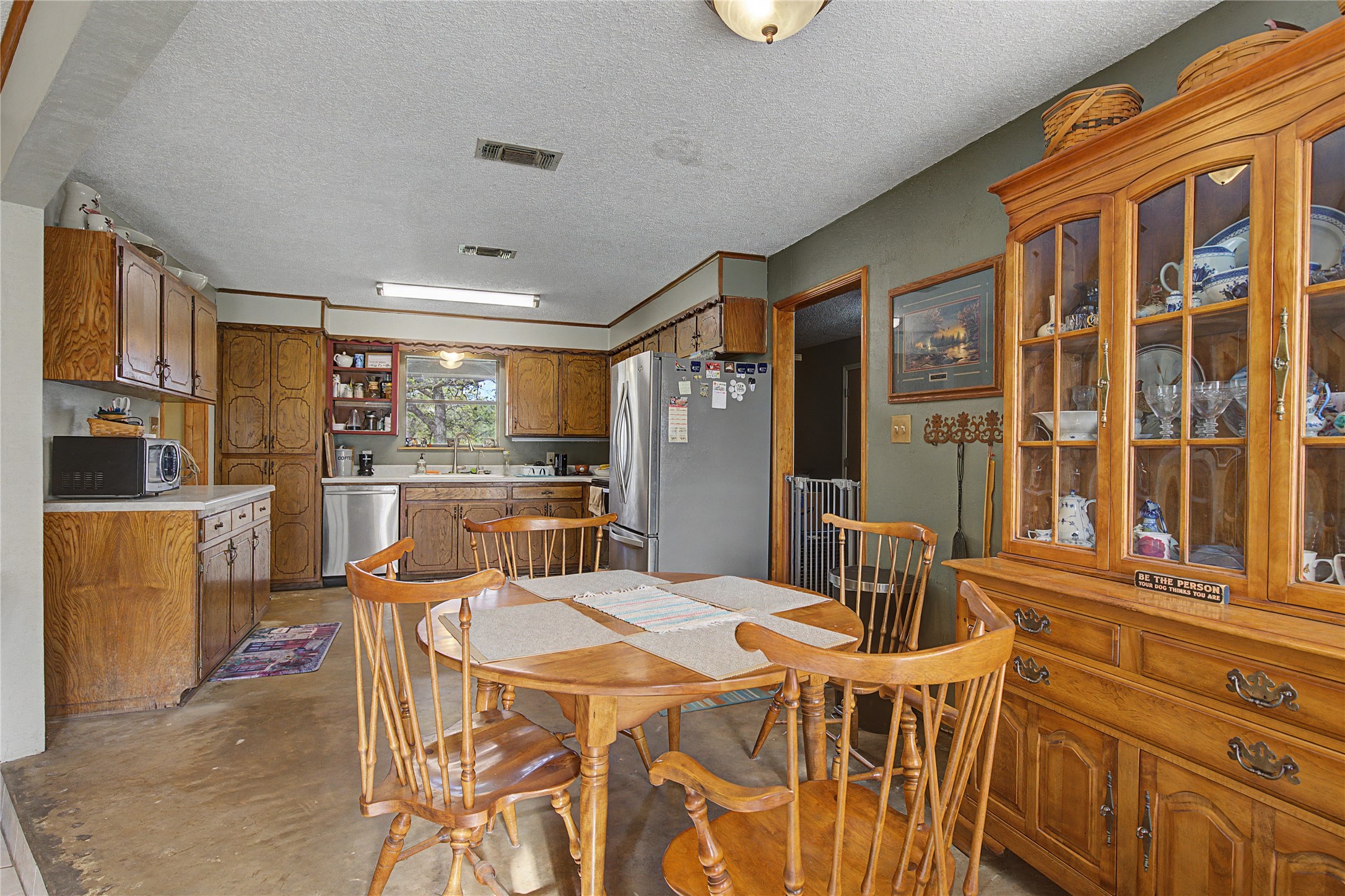 243 County Road 3851 Poolville TX 76487