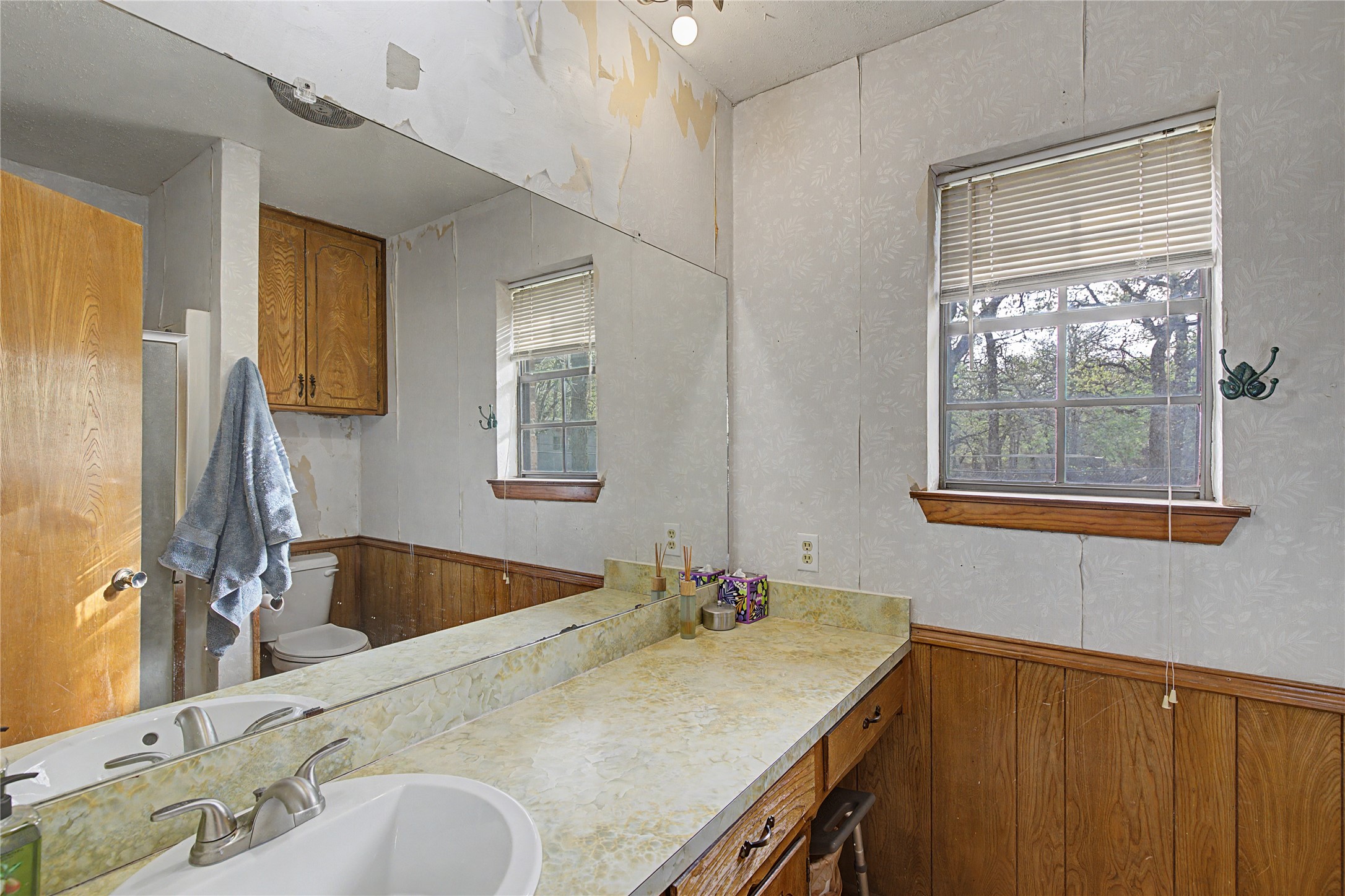243 County Road 3851 Poolville TX 76487