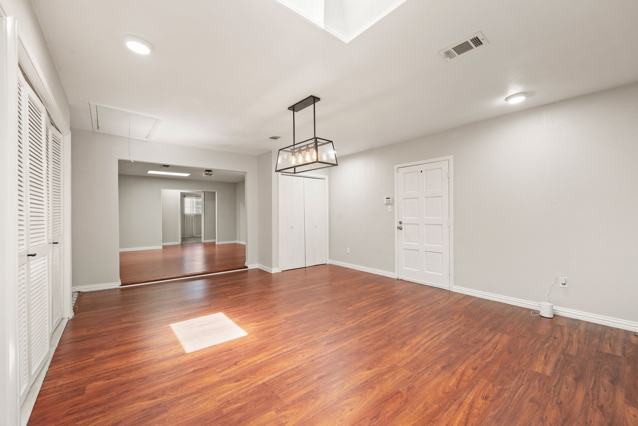 652 Oak Drive Hurst TX 76053