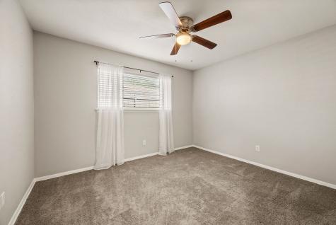 652 Oak Drive Hurst TX 76053