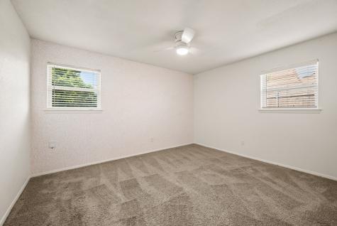 652 Oak Drive Hurst TX 76053
