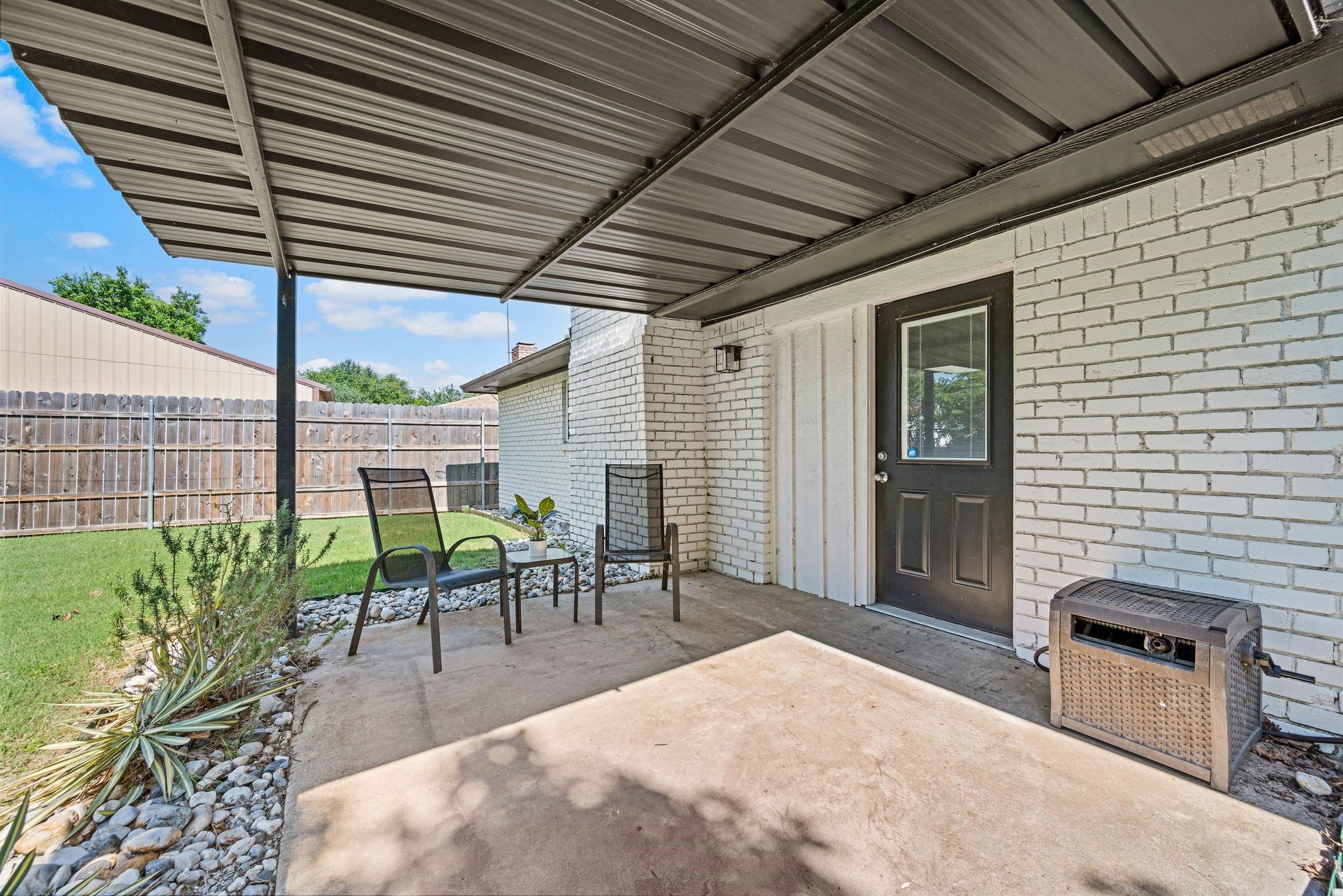 652 Oak Drive Hurst TX 76053