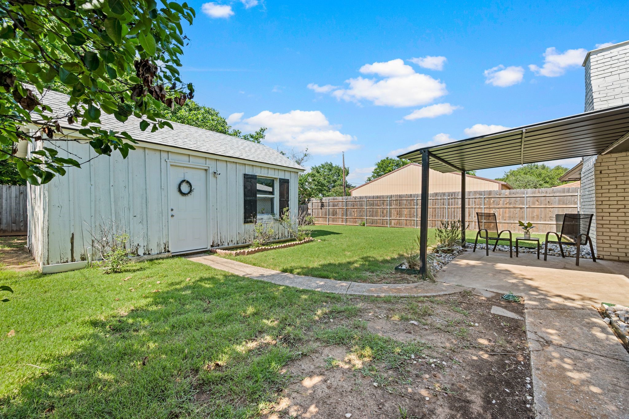 652 Oak Drive Hurst TX 76053