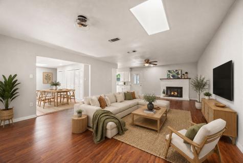 652 Oak Drive Hurst TX 76053