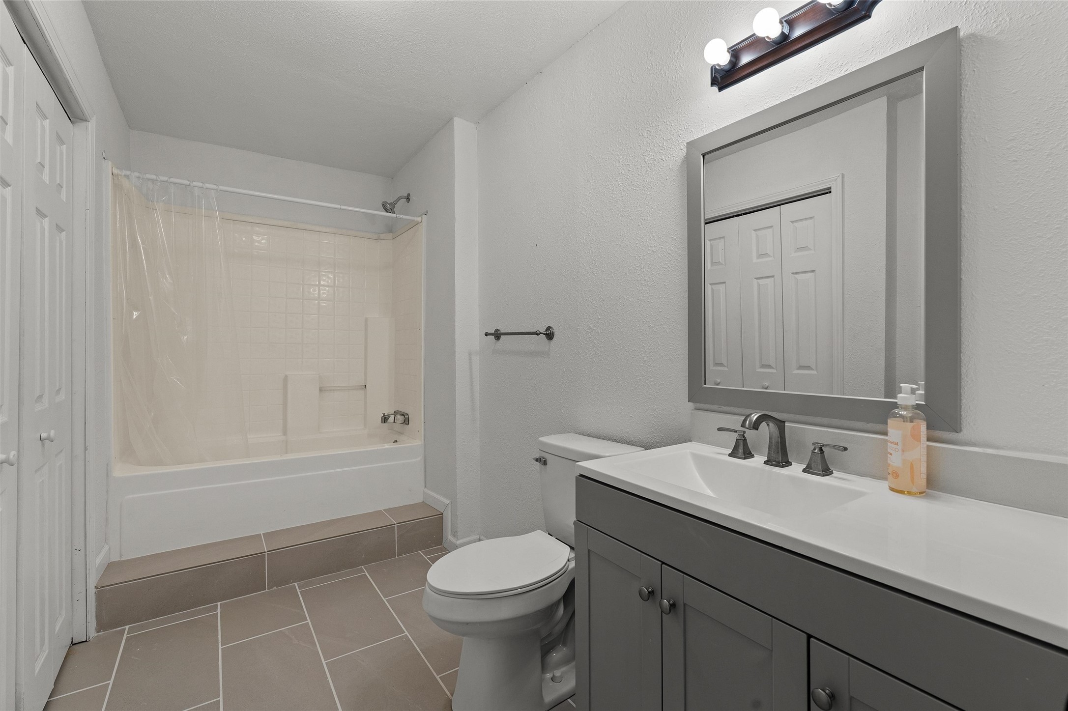 10553 White Oak Drive Keithville LA 71047