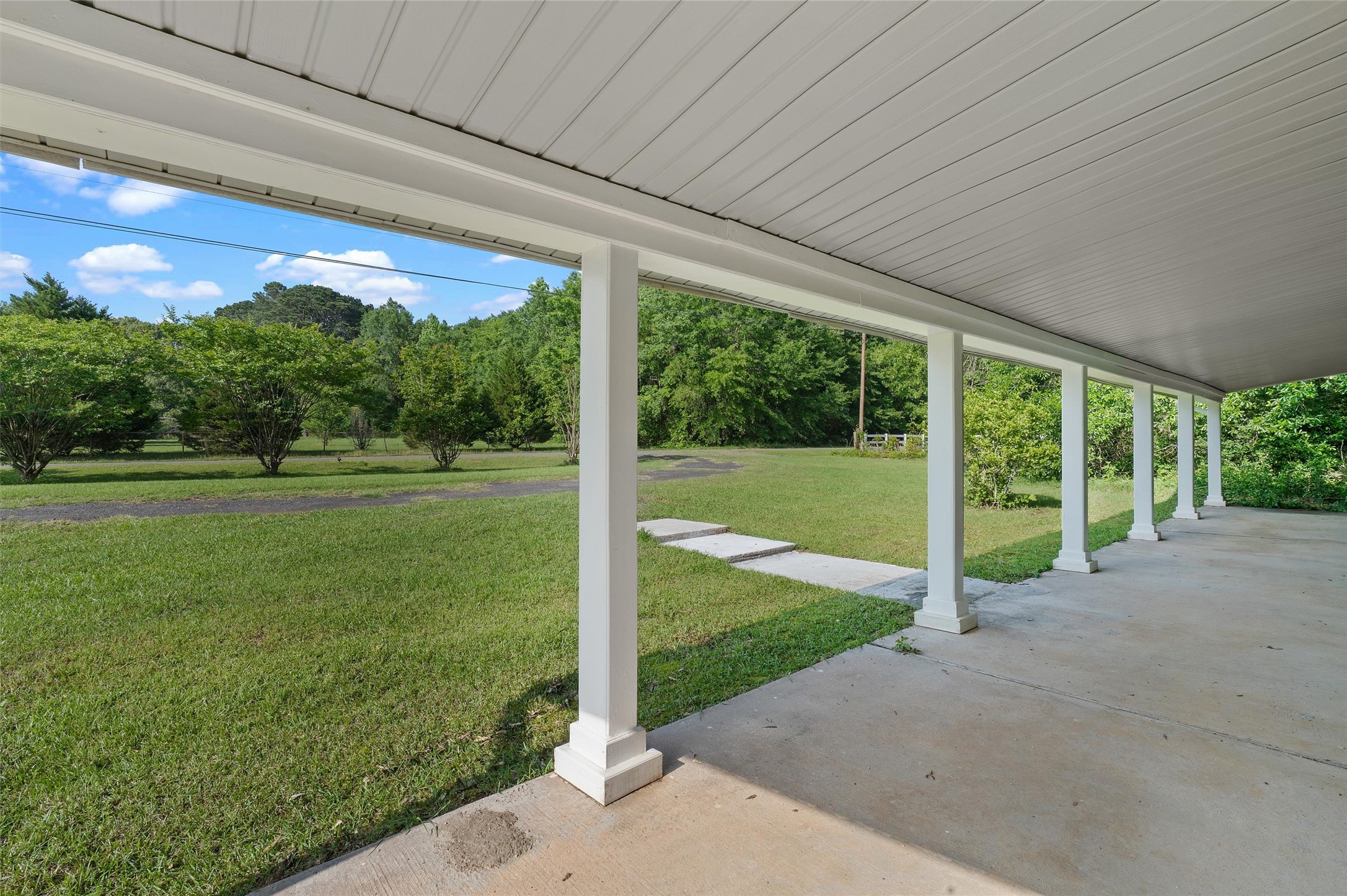 10553 White Oak Drive Keithville LA 71047