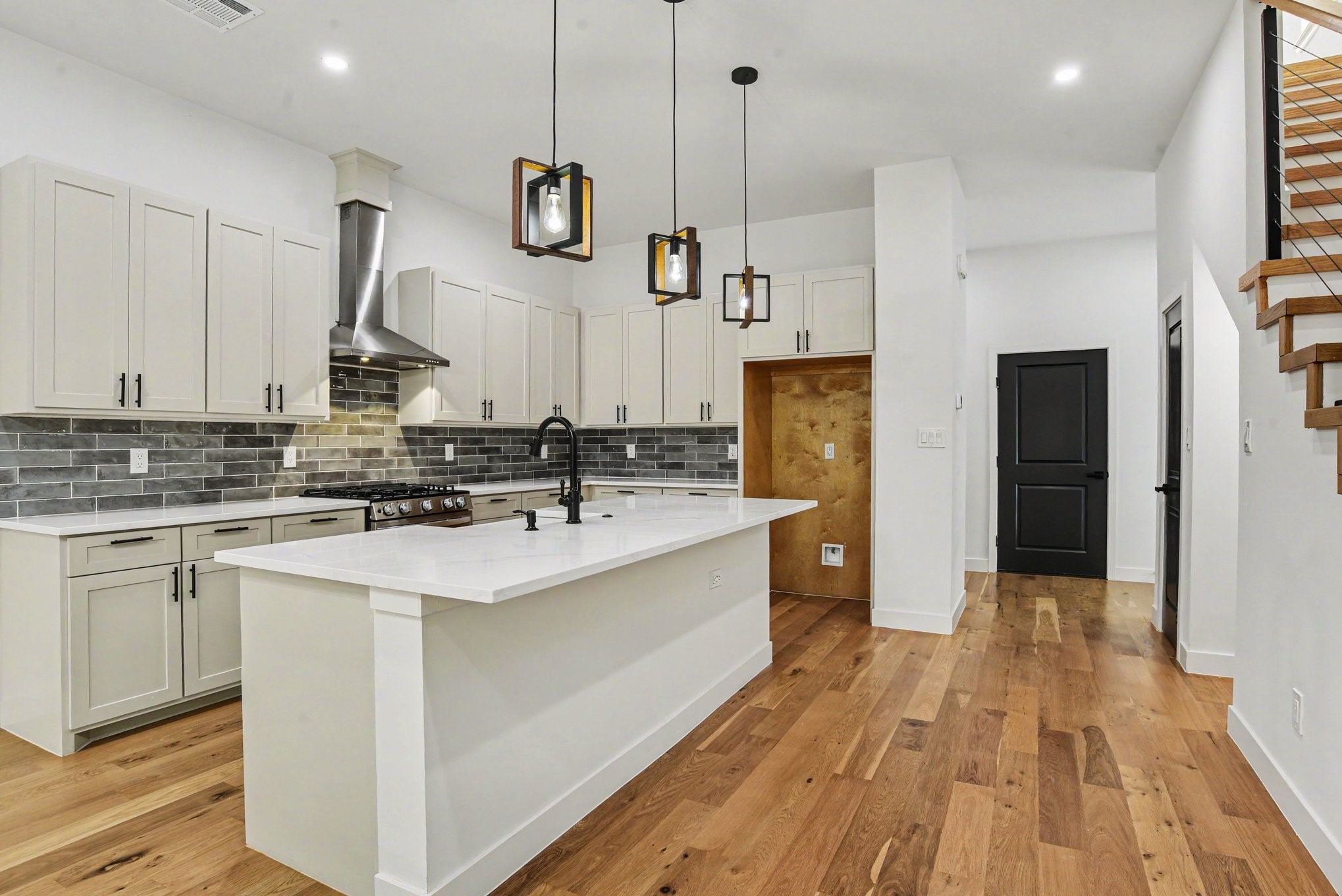 2218 Bombay Avenue Dallas TX 75235