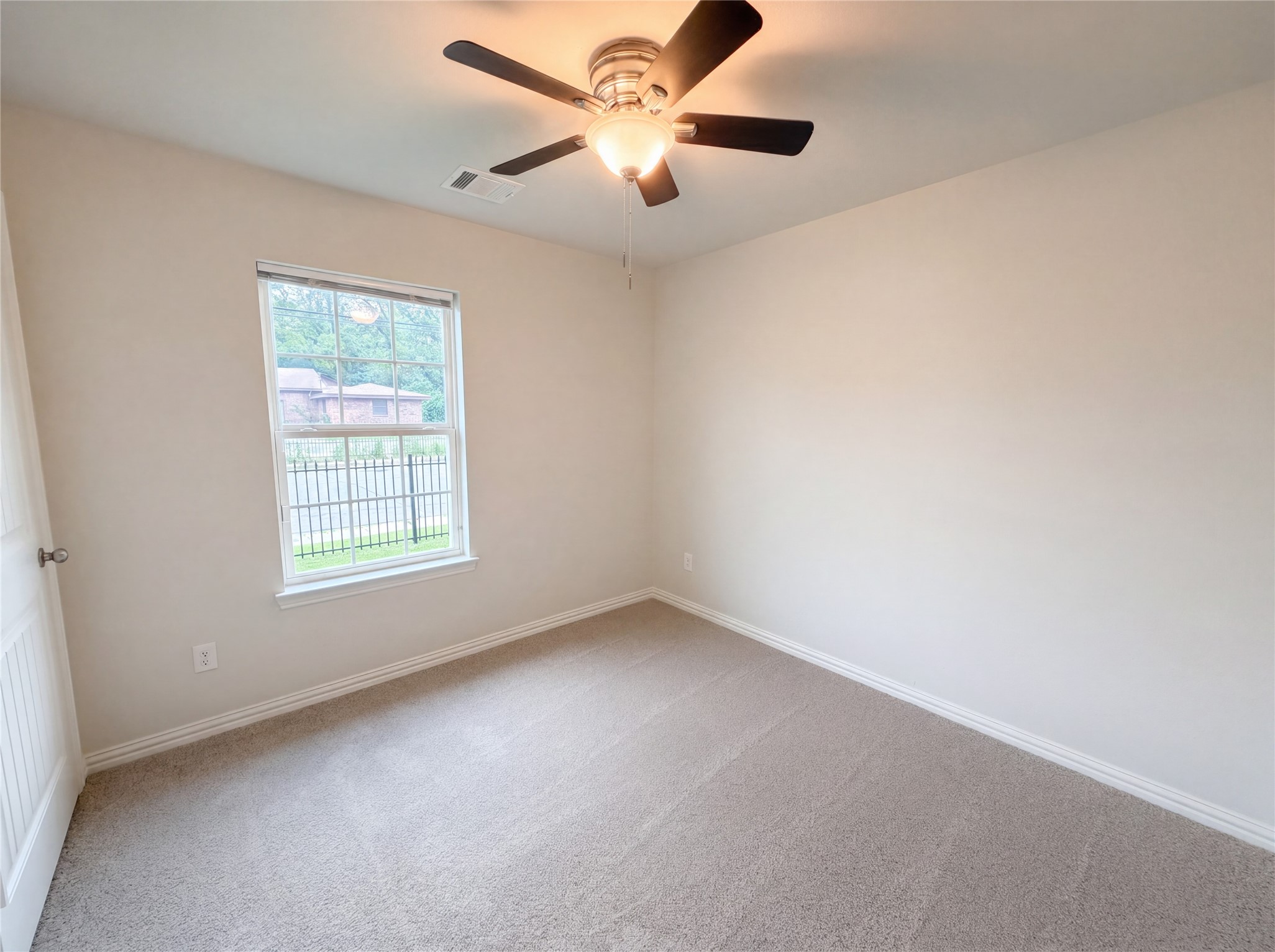 1739 Mcbroom Street Dallas TX 75212