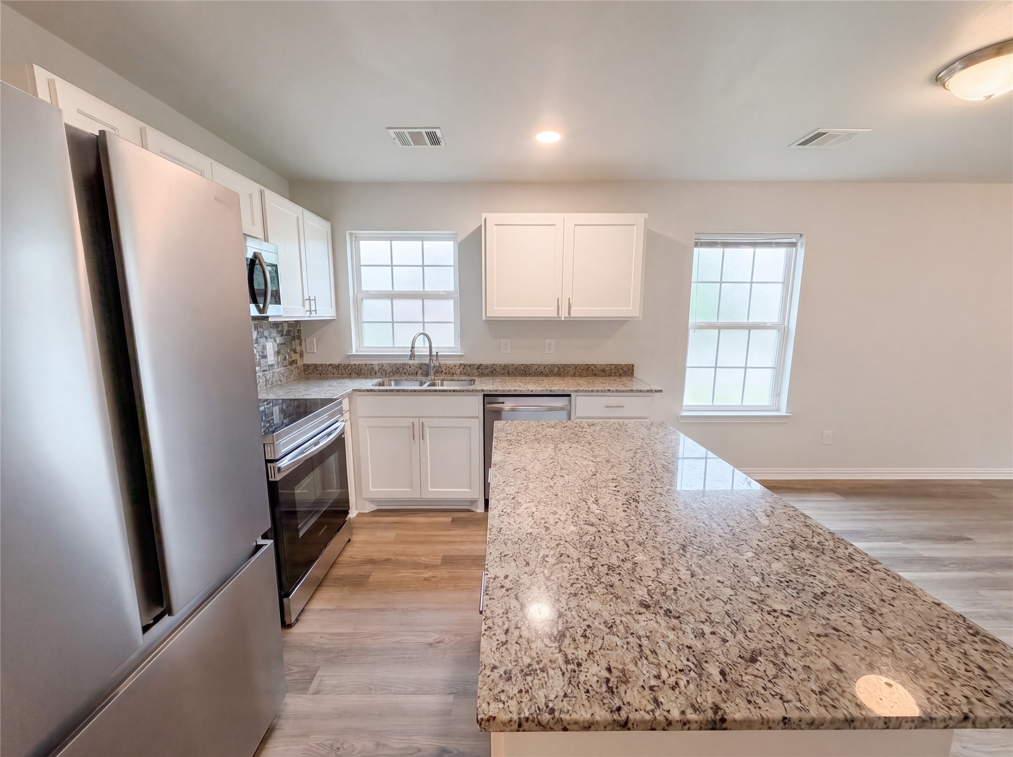 1739 Mcbroom Street Dallas TX 75212