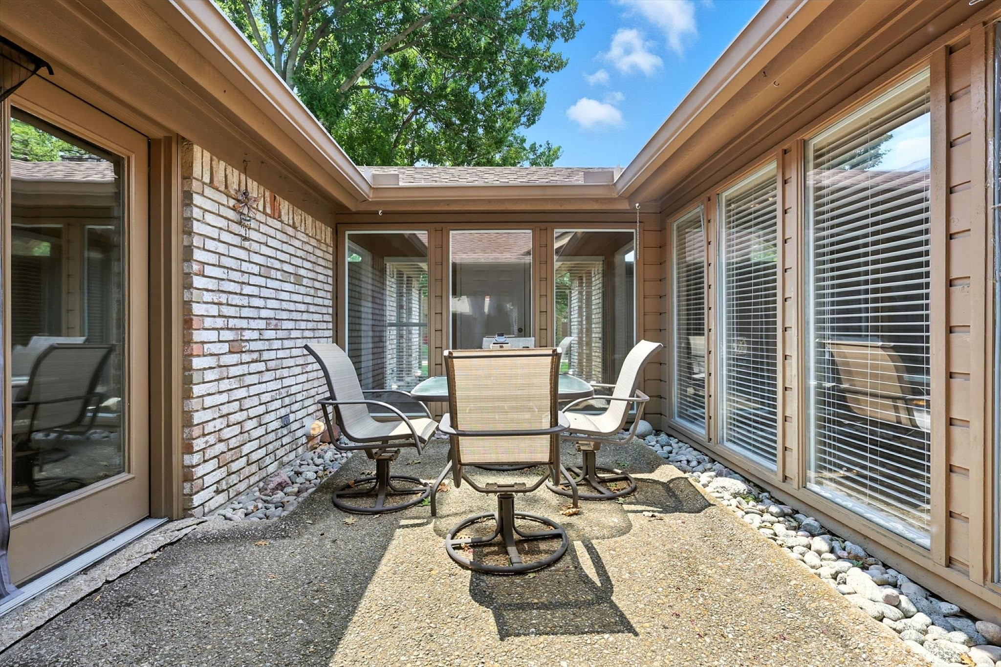 6003 Spring Flower Trail Dallas TX 75248