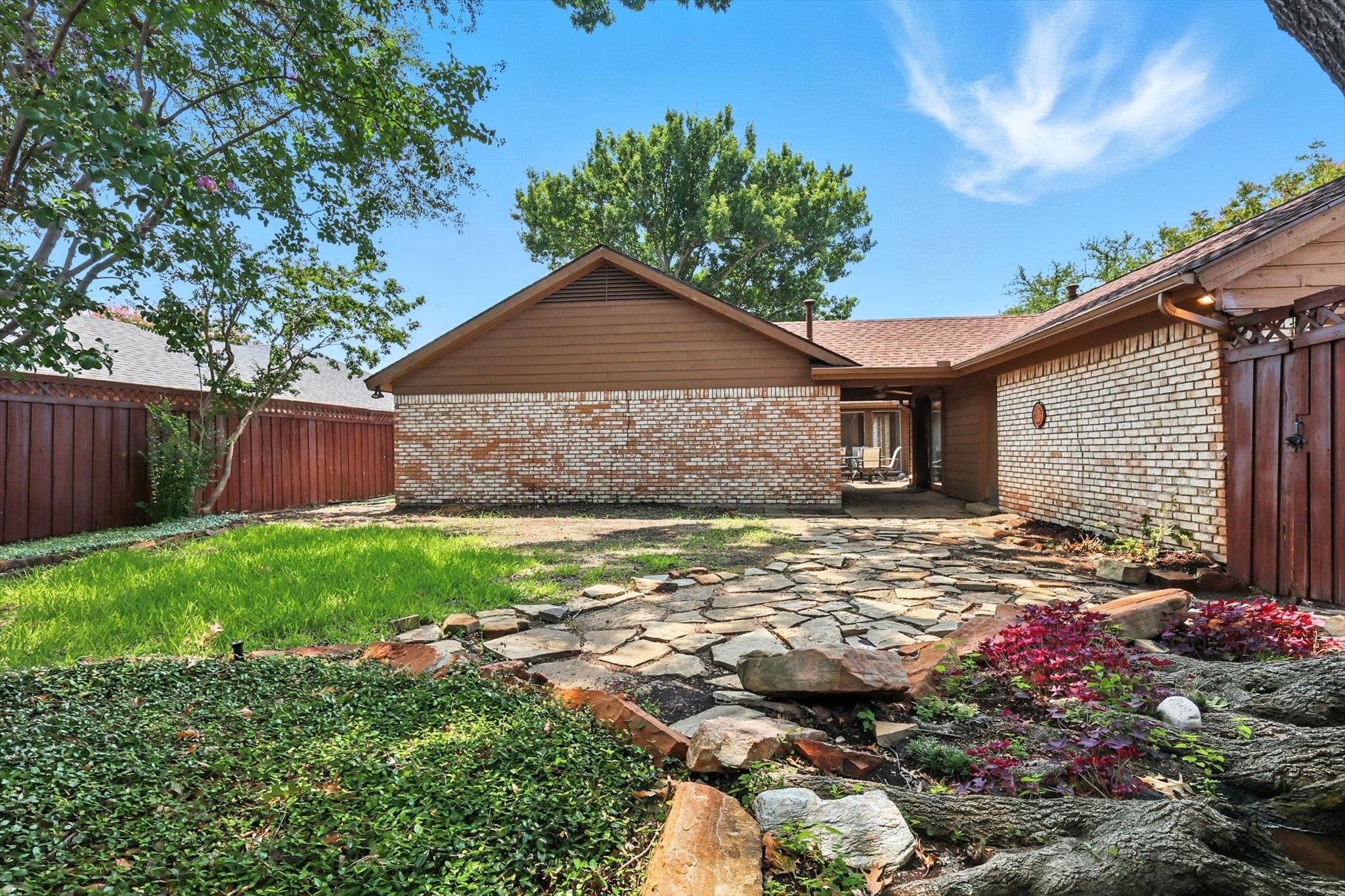 6003 Spring Flower Trail Dallas TX 75248