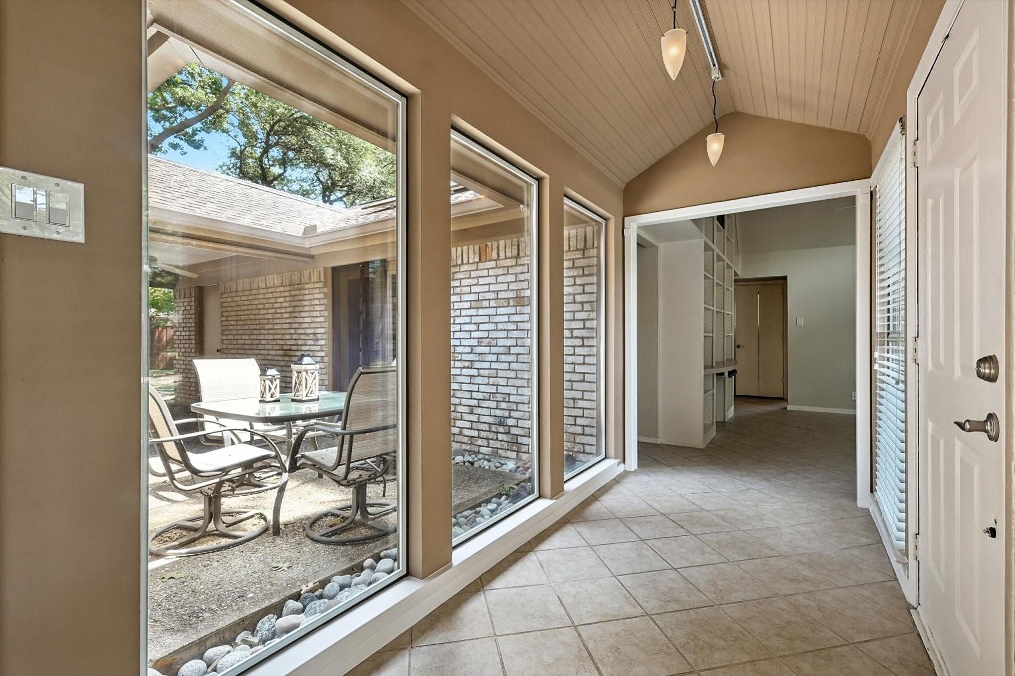 6003 Spring Flower Trail Dallas TX 75248