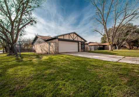 1232 Tobie Layne Street Benbrook TX 76126