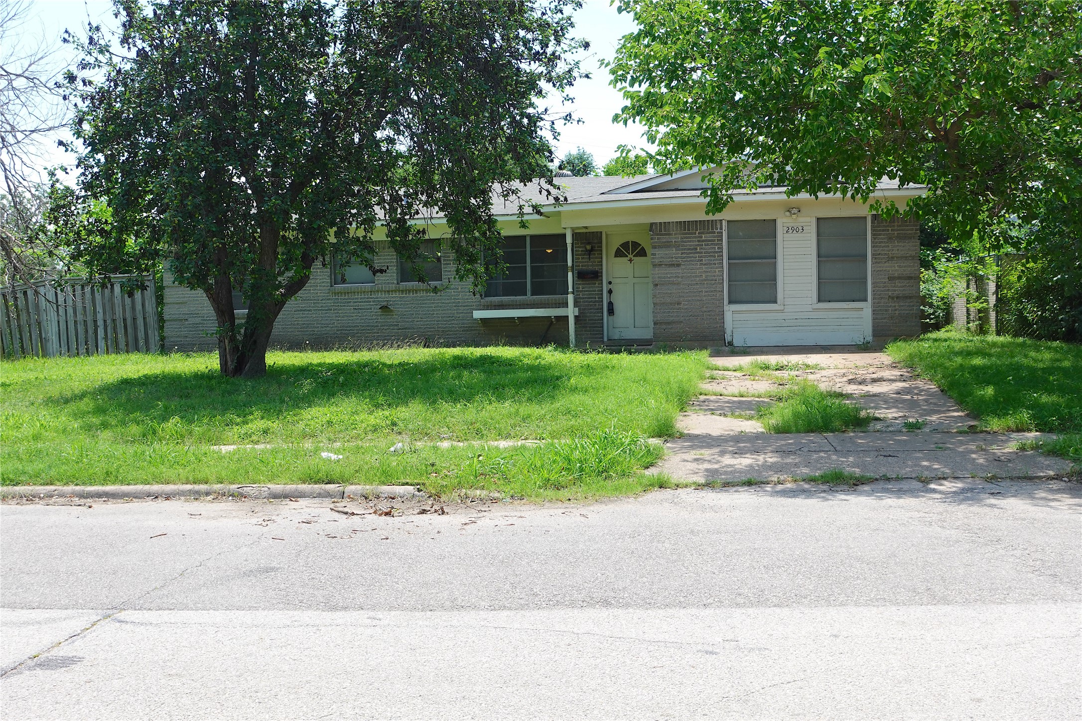 2903 Dupree Street Irving TX 75062