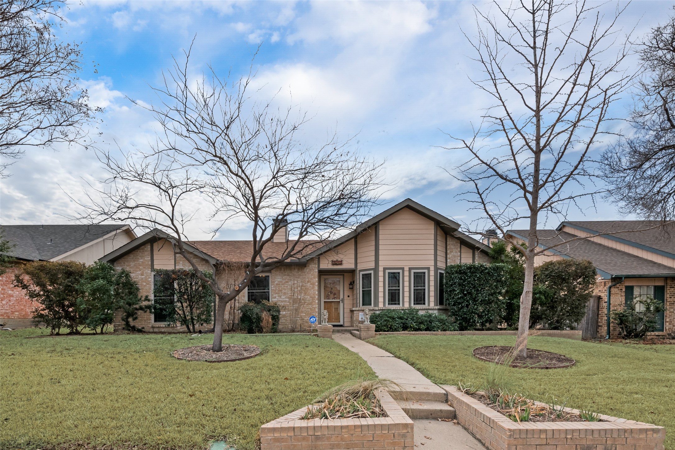 2042 Cologne Drive Carrollton TX 75007