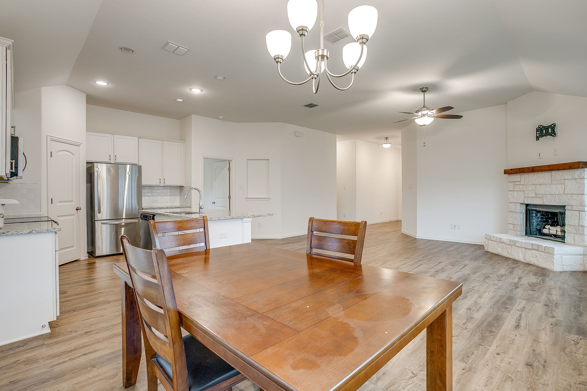 3125 Arbor View Drive Burleson TX 76028