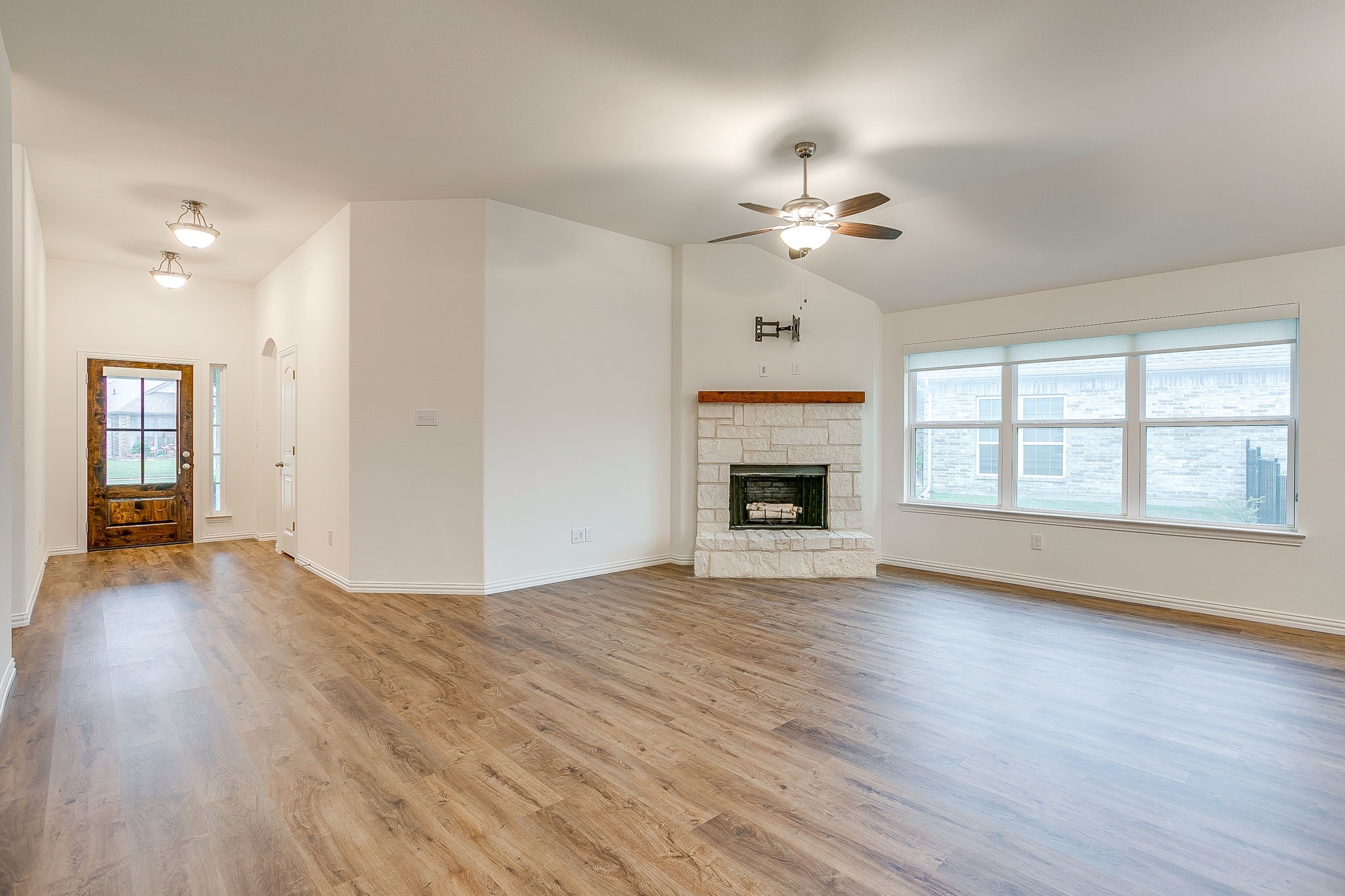 3125 Arbor View Drive Burleson TX 76028