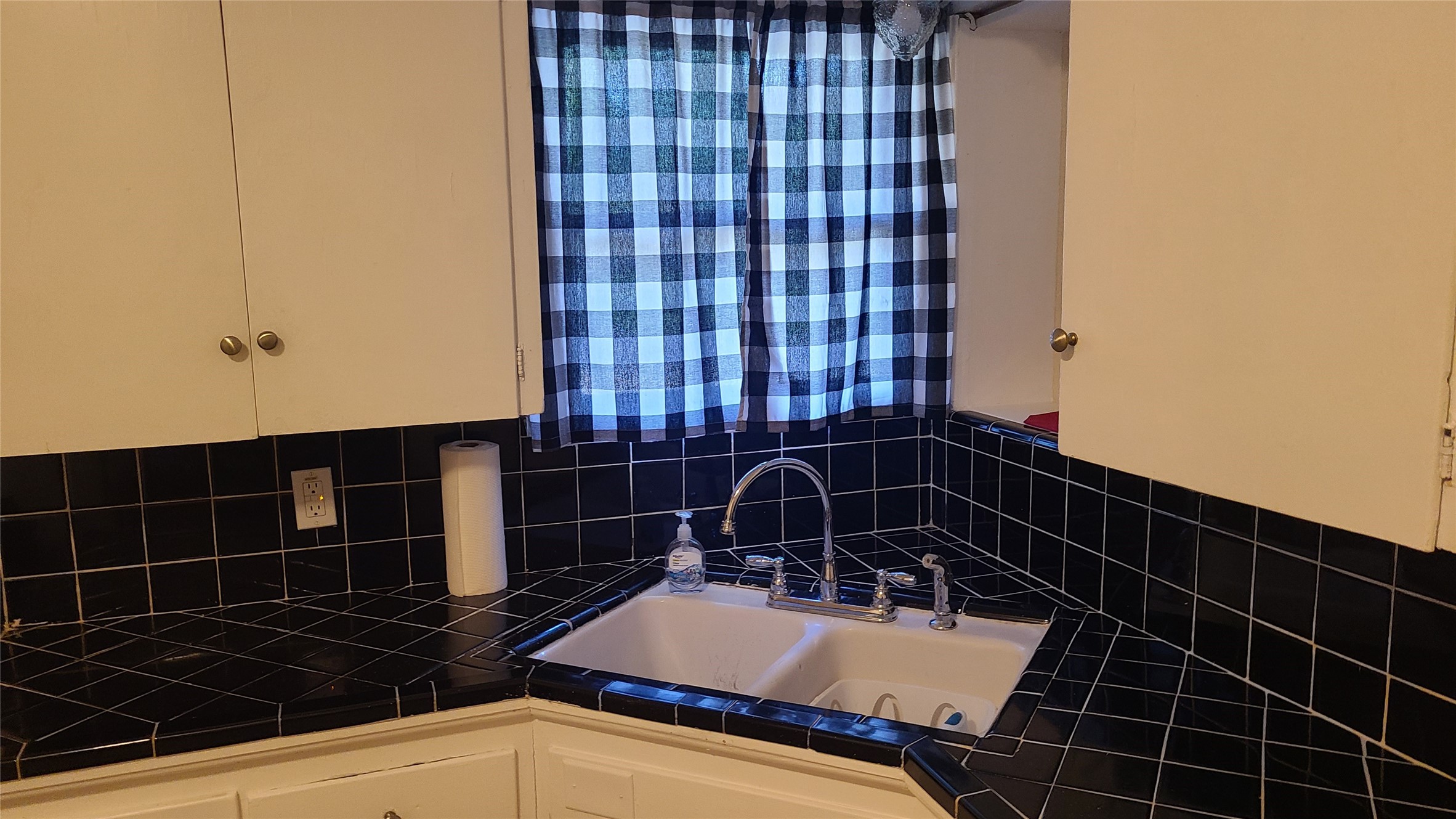 4653 Selkirk Drive Fort Worth TX 76109