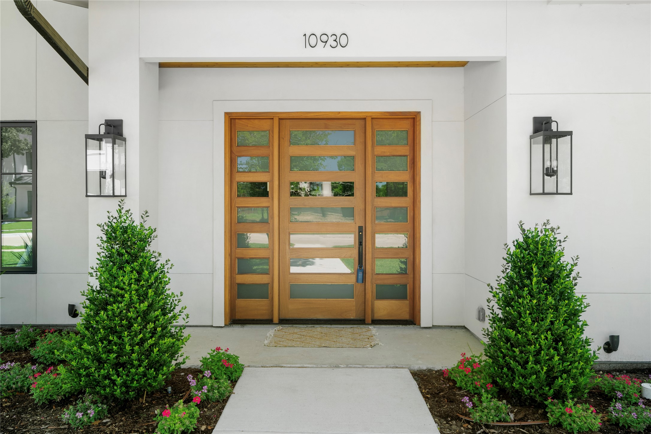 10930 Beauty Lane Dallas TX 75229