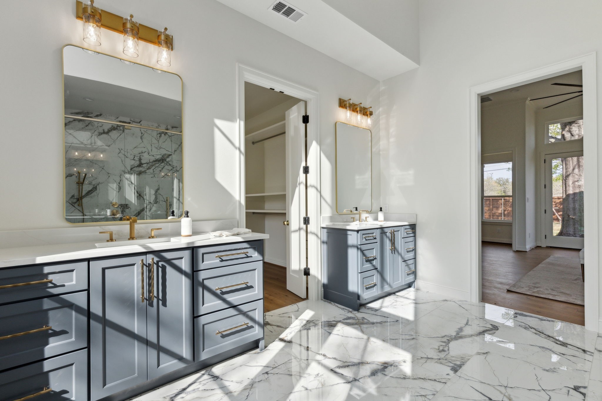 10930 Beauty Lane Dallas TX 75229