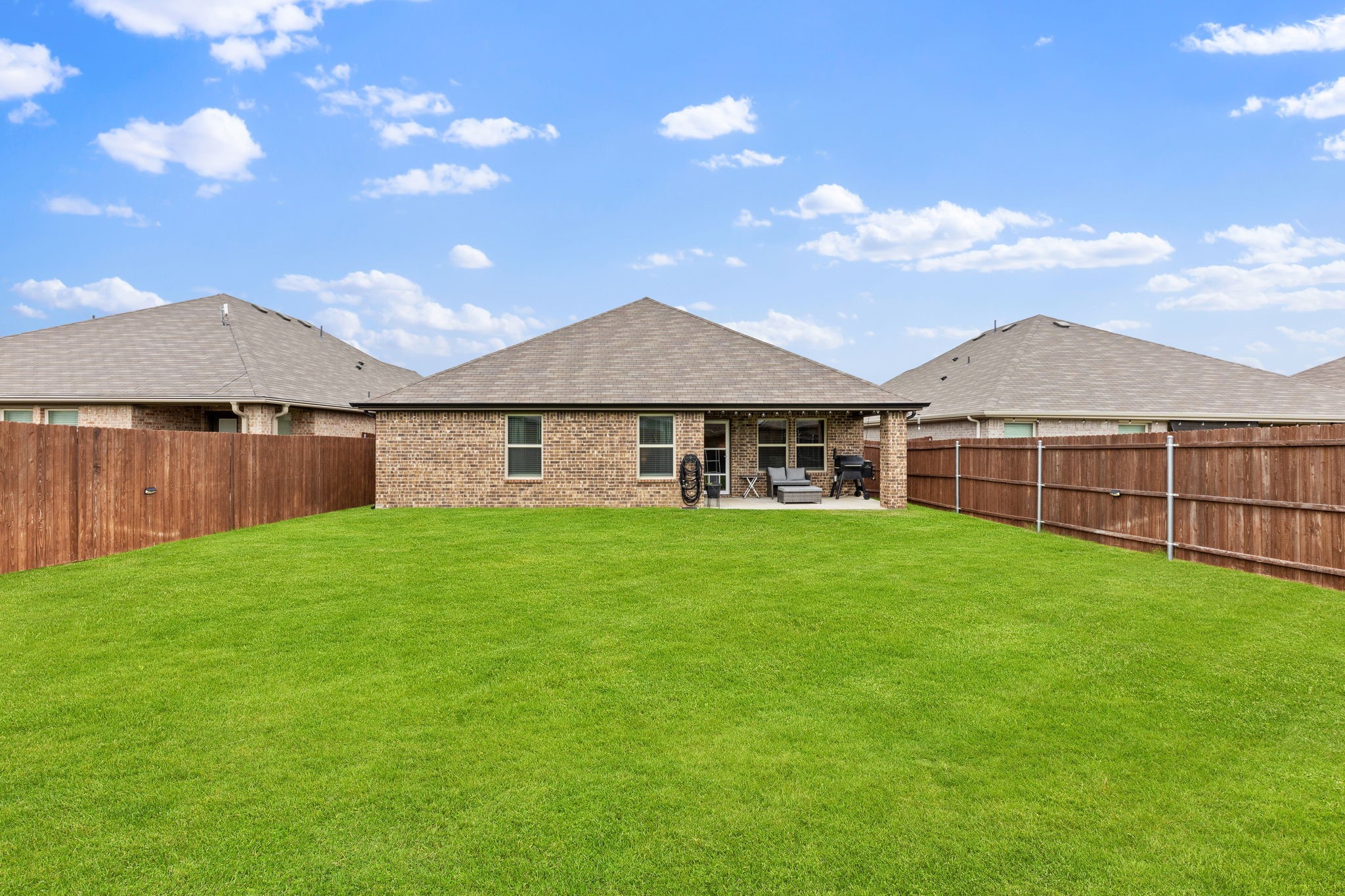 1111 Baldwin Lane Ennis TX 75119