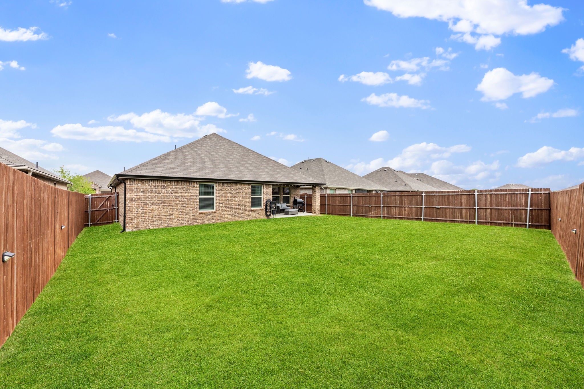 1111 Baldwin Lane Ennis TX 75119