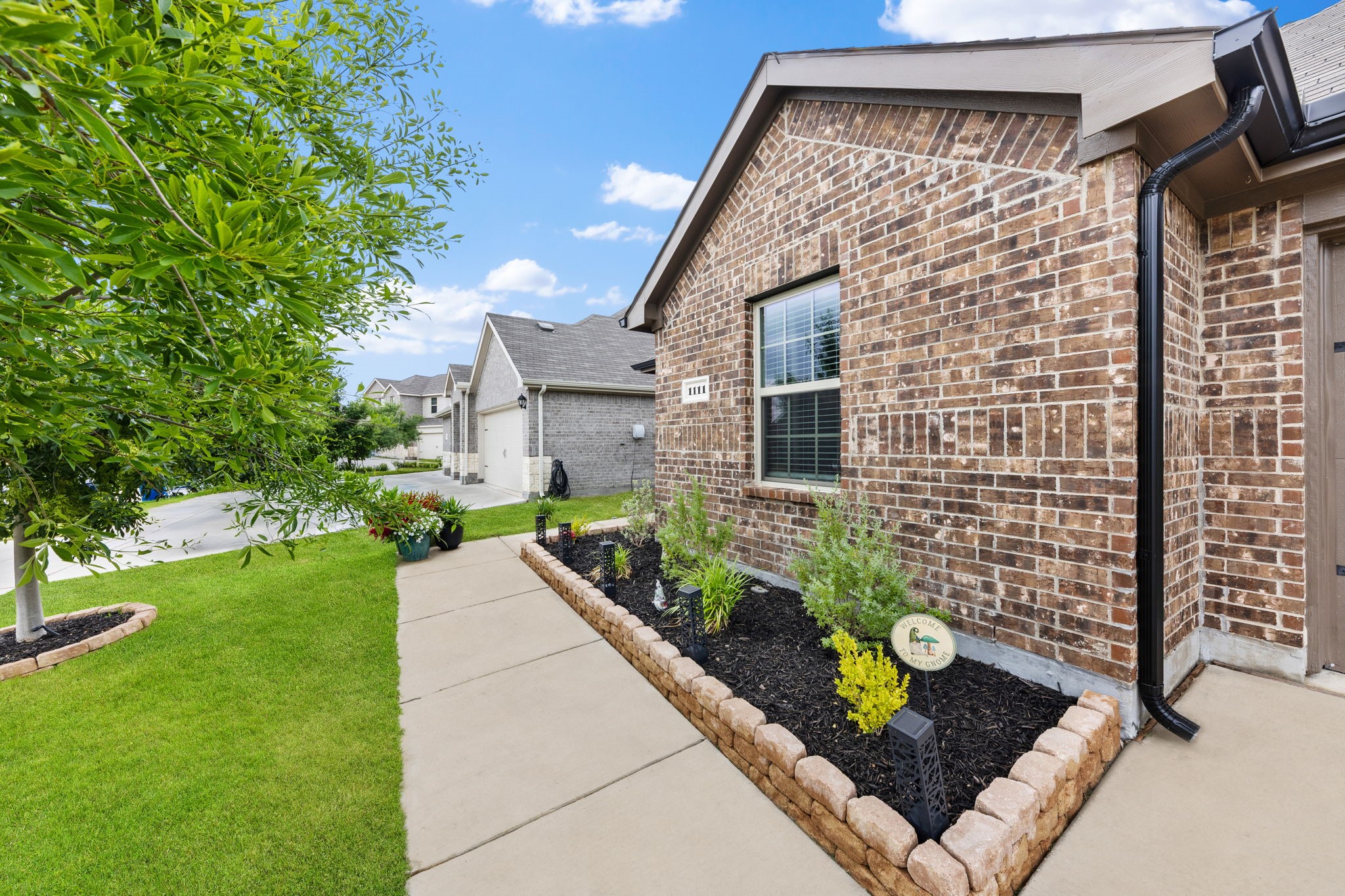 1111 Baldwin Lane Ennis TX 75119