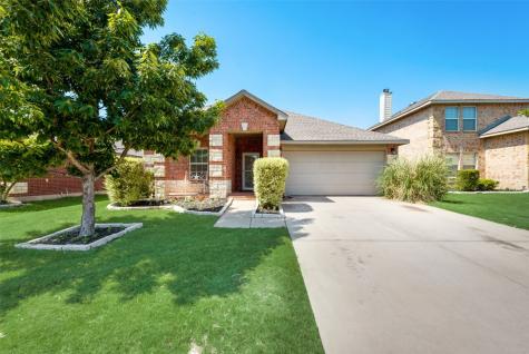2121 Barracks Drive Fort Worth TX 76177