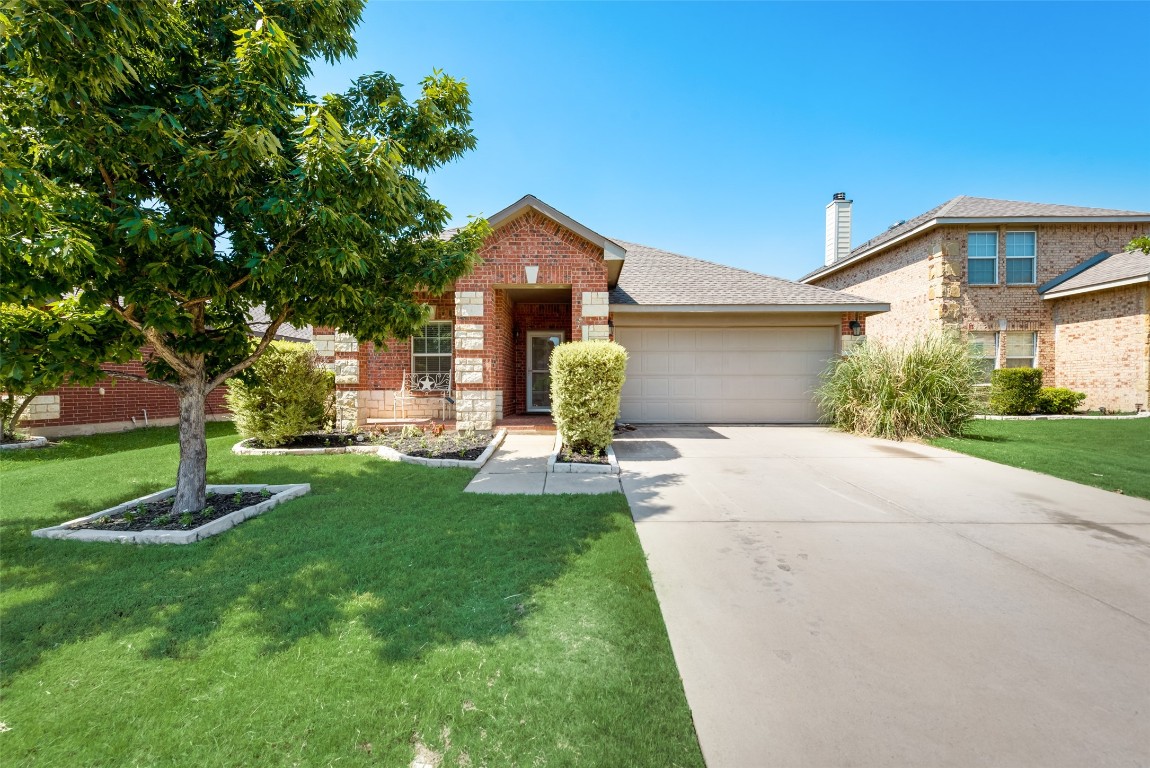 2121 Barracks Drive Fort Worth TX 76177