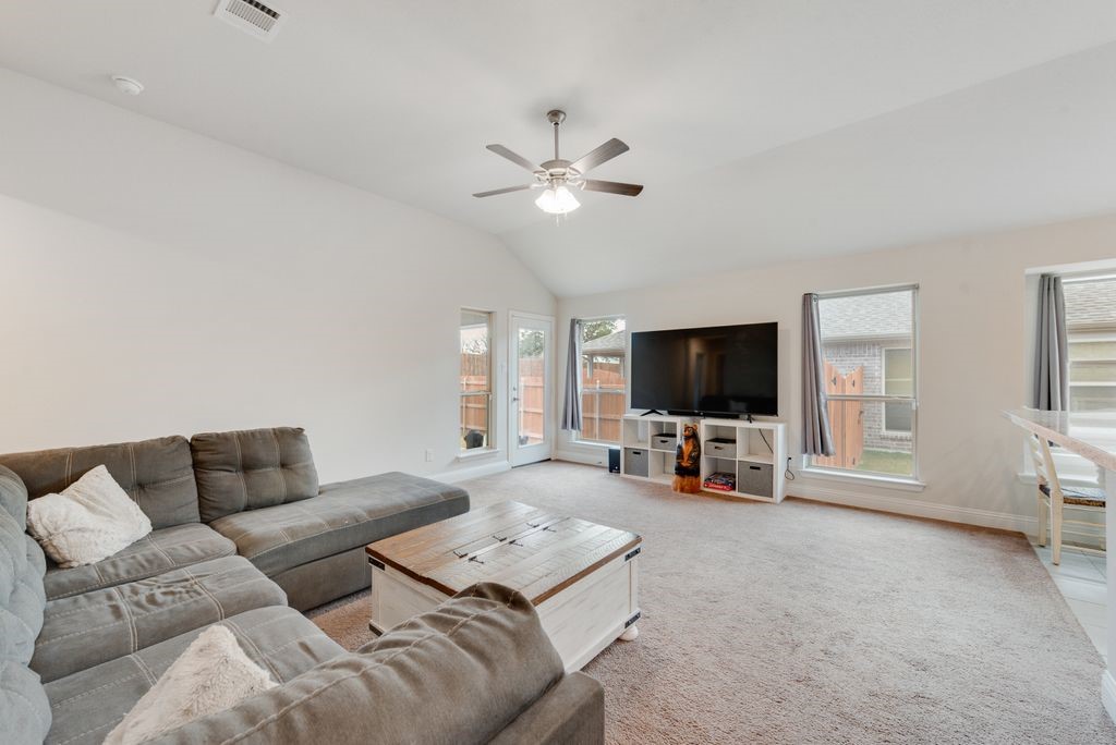 1202 Holly Street Cleburne TX 76033