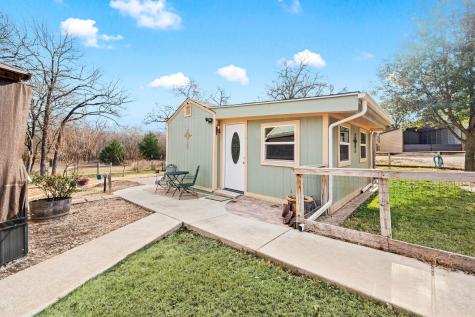 575 County Road 3581 Paradise TX 76073